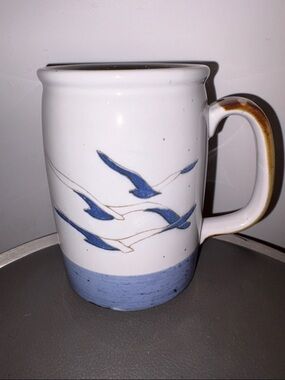 Large White Ceramic Seagull Mug, 20 Ounces